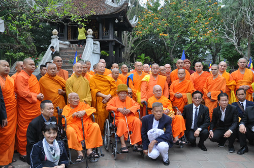 Đoàn đại biểu các sư trụ trì chùa Việt tại Thái Lan về thăm Việt Nam - ảnh 3
